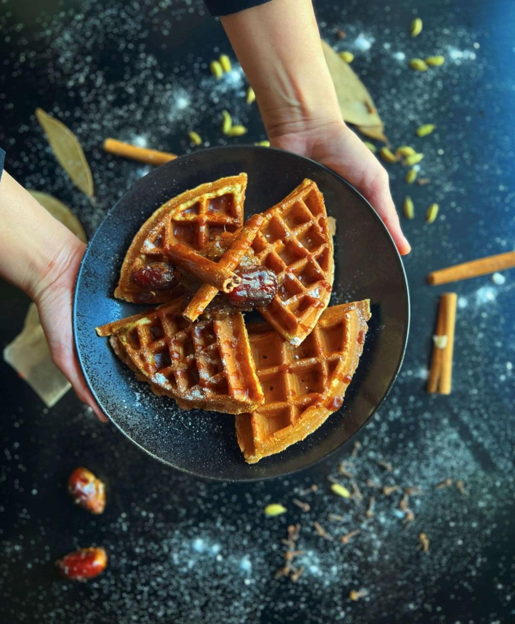 ホテル ハンプトン バイ ヒルトン ドバイ アル バーシャ エクステリア 写真